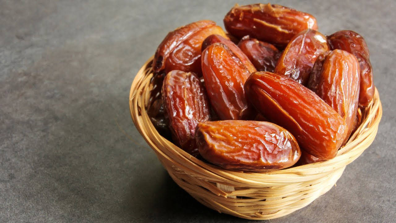 تصویر 3 از قیمت خرید خرما زاهدی خشک + فروش ویژه
